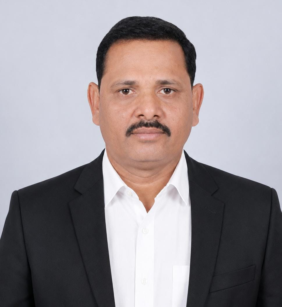 Shri Santosh Eknath Gurav